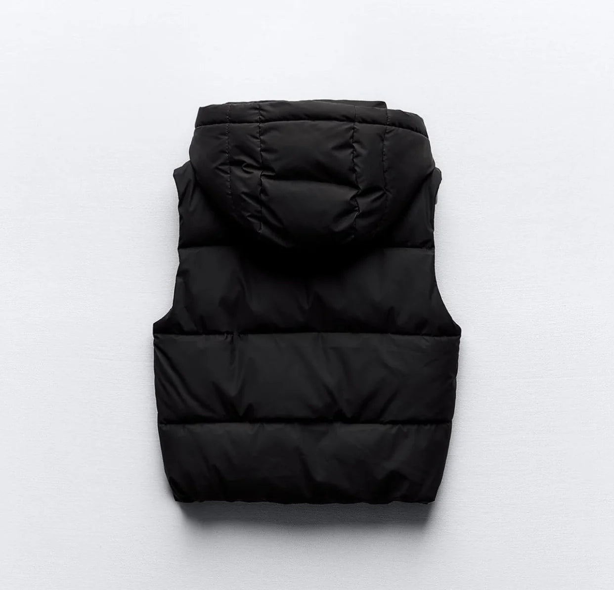 Sleeveless Uni-Jacket